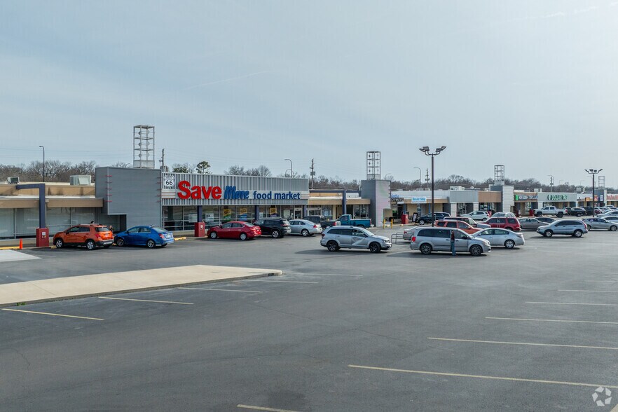 Primary Photo Of 4227-4289 Southwest Blvd, Tulsa Unknown For Lease