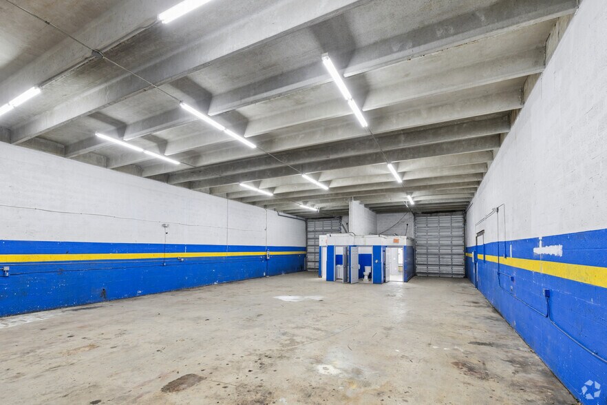 More Photos Of 3820 NW 135th St, Opa-locka Warehouse For Lease