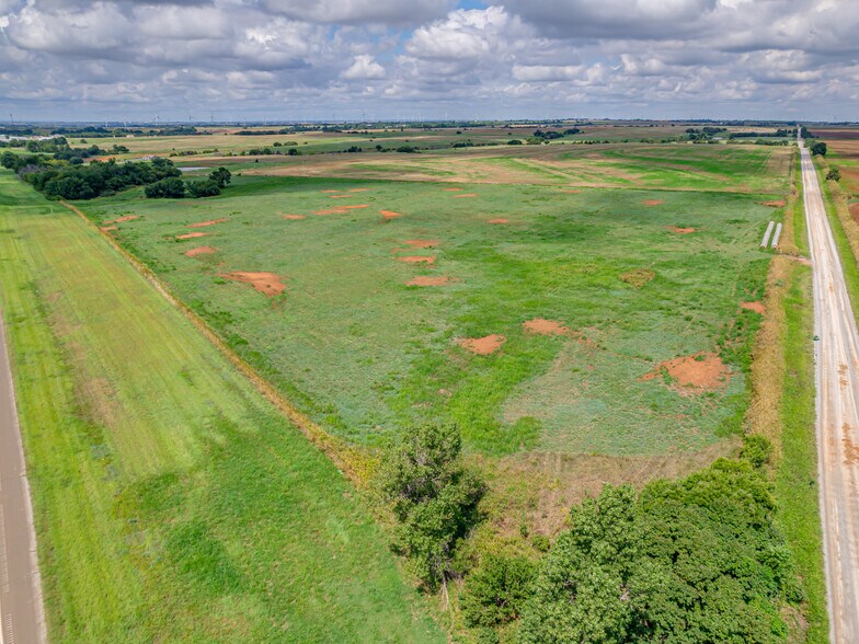More Photos Of Northwest Expy, Yukon Land For Sale