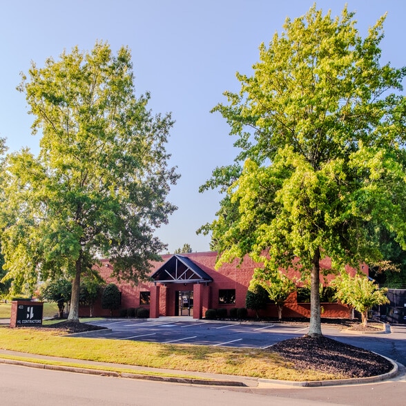 Primary Photo Of 403 Swanson Dr, Lawrenceville Flex For Sale