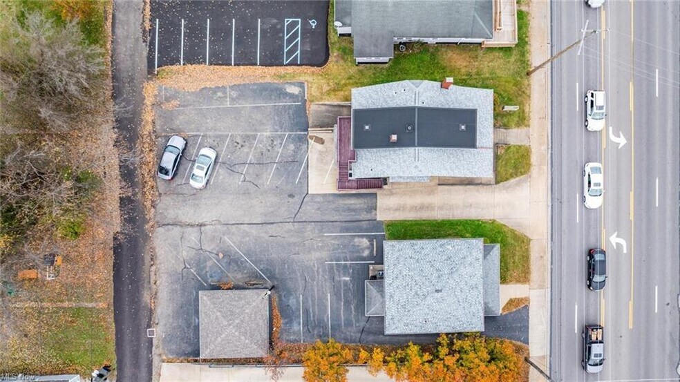 More Photos Of , Zanesville General Retail For Sale