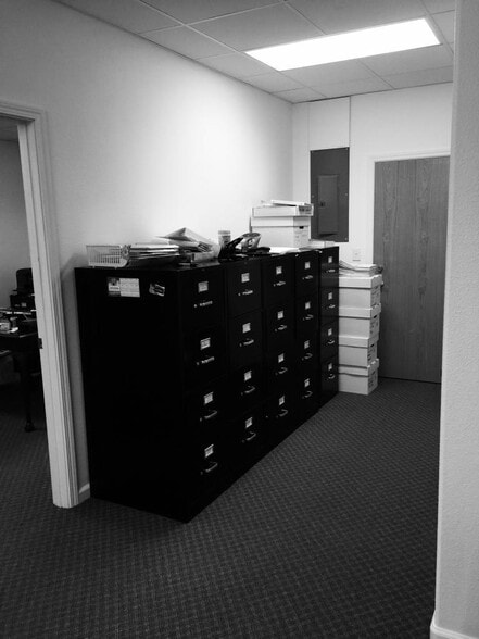 More Photos Of 13748 Center St, Carmel Valley Office Residential For Lease