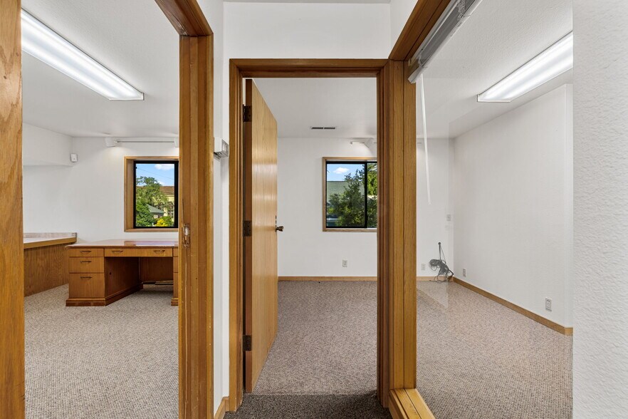 More Photos Of 610 Davis St, Santa Rosa Office Residential For Sale