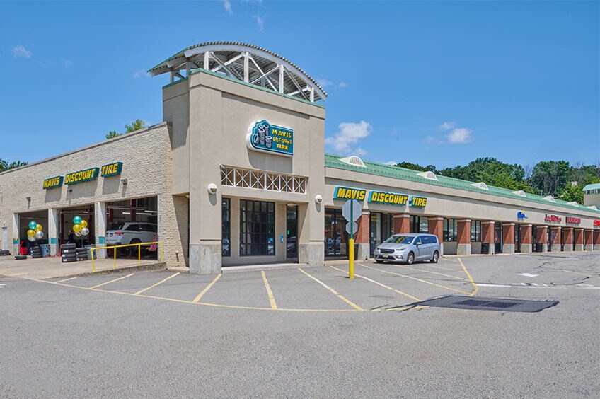 More Photos Of 437 US Highway 46, Rockaway Unknown For Lease