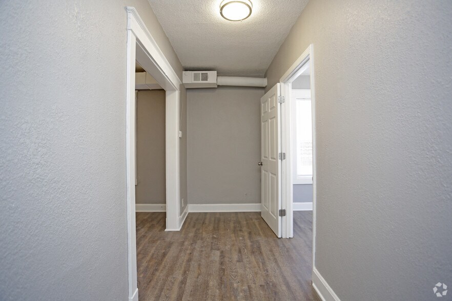 More Photos Of 135 N Lawn Ave, Kansas City Apartments For Sale