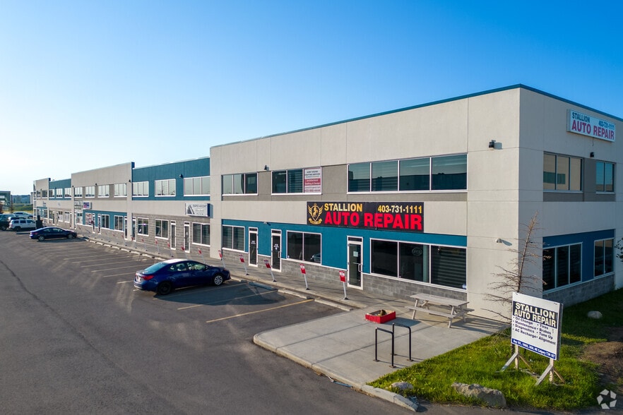 Primary Photo Of 10985 38th St NE, Calgary Warehouse For Sale