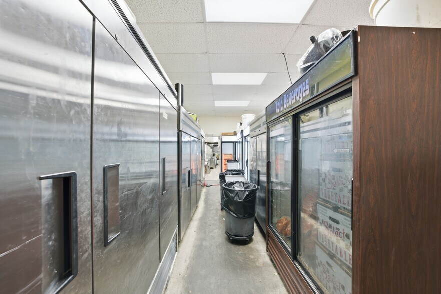 More Photos Of 17961 Sky Park Cir, Irvine Light Manufacturing For Lease