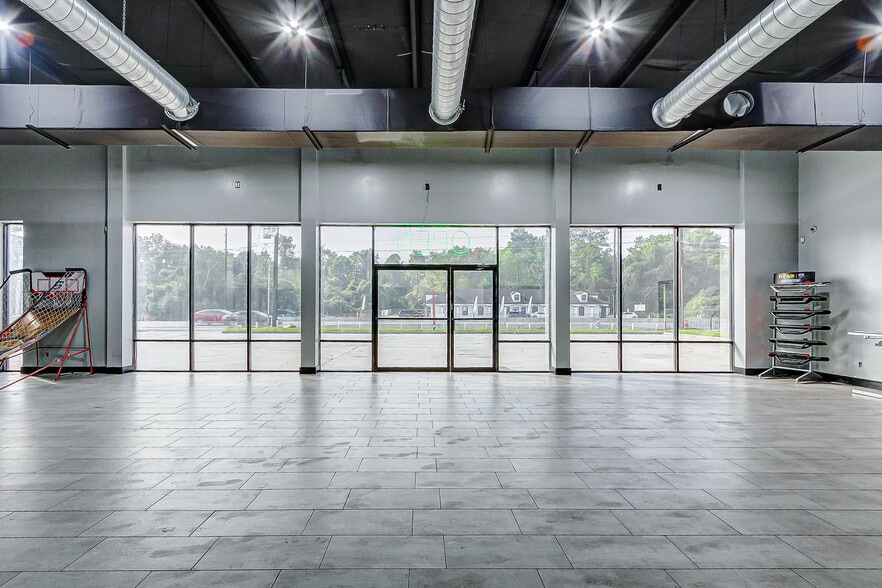 More Photos Of 3501 FM 1960 Rd E, Humble Warehouse For Sale