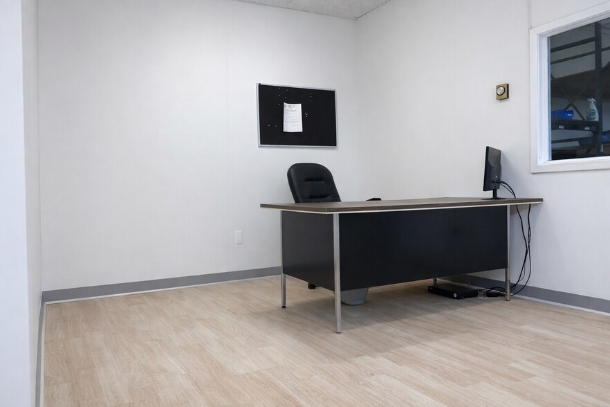 More Photos Of 238 West St, South Hackensack Warehouse For Lease