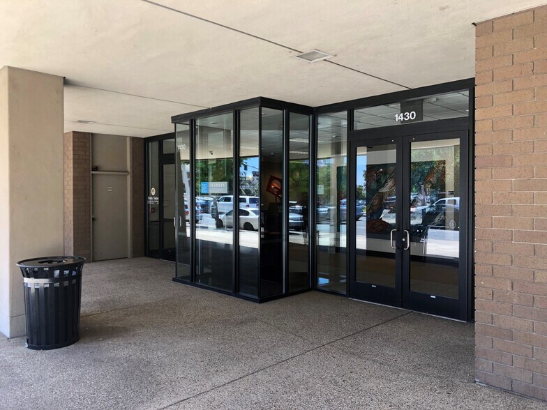 More Photos Of 1430 Truxtun Ave, Bakersfield Office For Lease