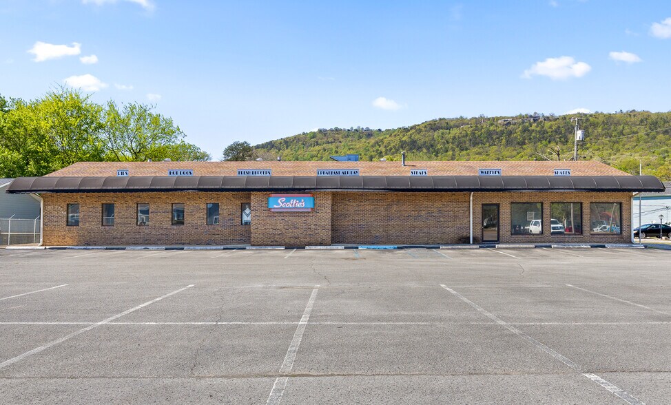 More Photos Of 8855 Dayton Pike, Soddy Daisy Restaurant For Lease