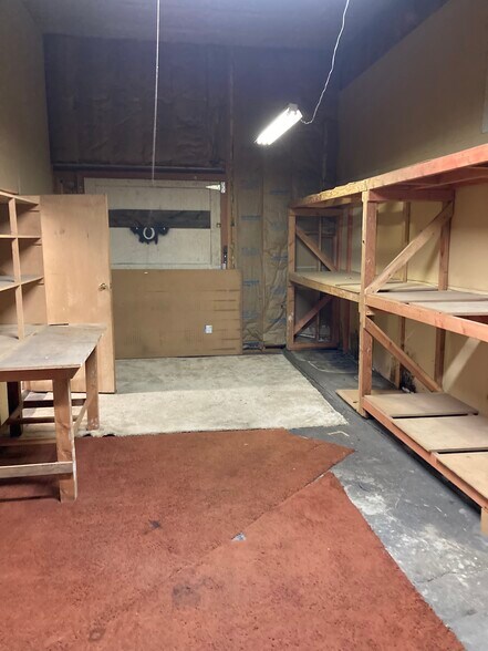 More Photos Of 819 S Higgins Ave, Missoula Freestanding For Sale