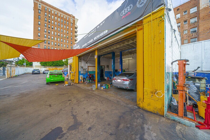More Photos Of 1629 W 8th St, Los Angeles Auto Repair For Sale