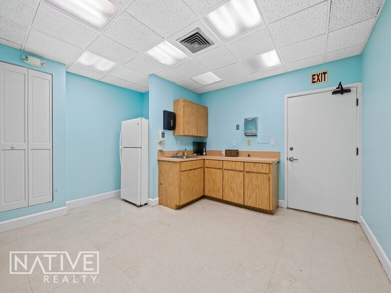 More Photos Of 4801 N Federal Hwy, Fort Lauderdale Medical For Sale