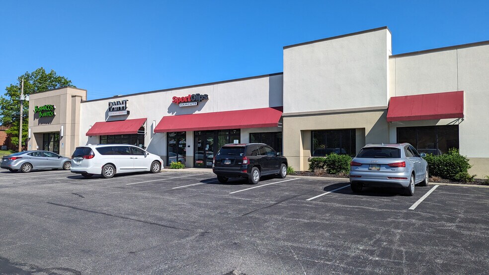 More Photos Of 4101-4223 E Royalton Rd, Broadview Heights General Retail For Lease