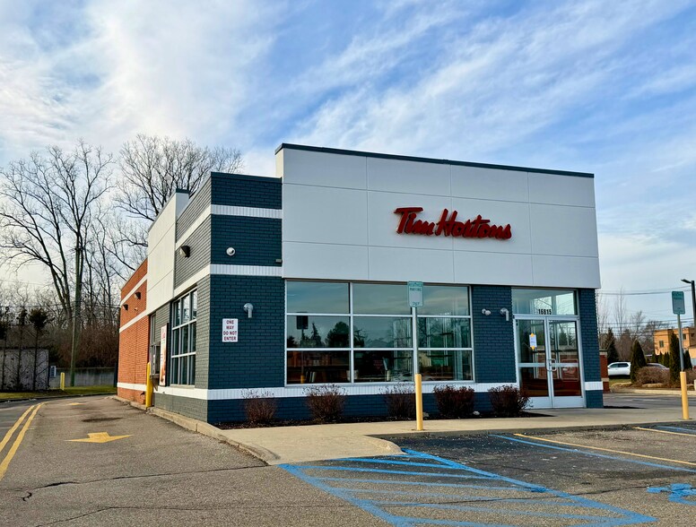 More Photos Of 16815 Middlebelt Rd, Livonia Fast Food For Lease
