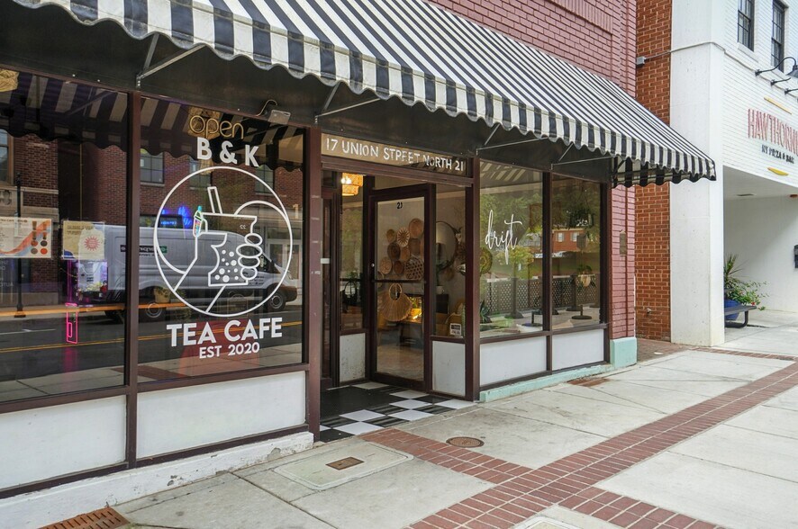 More Photos Of 17-21 Union St N, Concord Storefront Retail Office For Lease