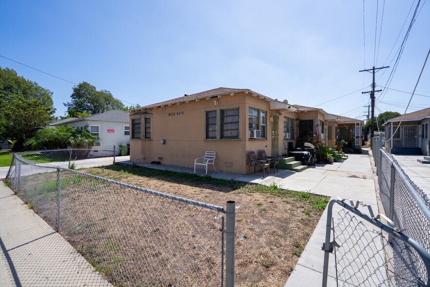 More Photos Of 8612 Beverlywood St, Los Angeles Apartments For Sale