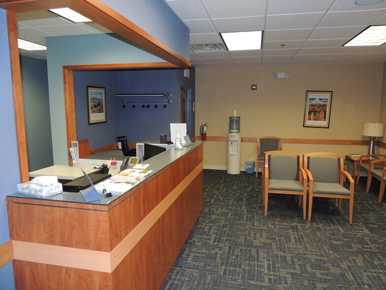 More Photos Of 1600 Sixth Ave, York Medical For Lease
