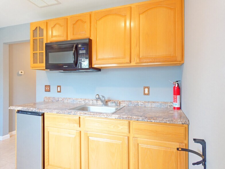 More Photos Of 396 N Main St, Barnegat Office For Sale