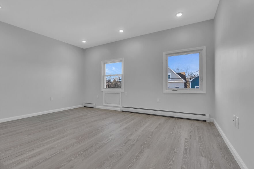 More Photos Of 167-169 Smith St, Elizabeth Apartments For Sale