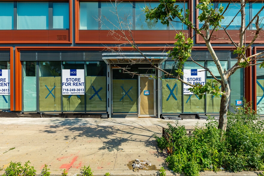 More Photos Of 737 4th Ave, Brooklyn Apartments For Lease