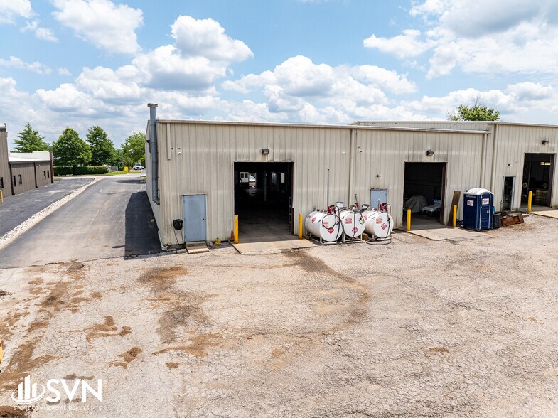 More Photos Of 709 Allenridge Pt, Lexington Light Manufacturing For Lease