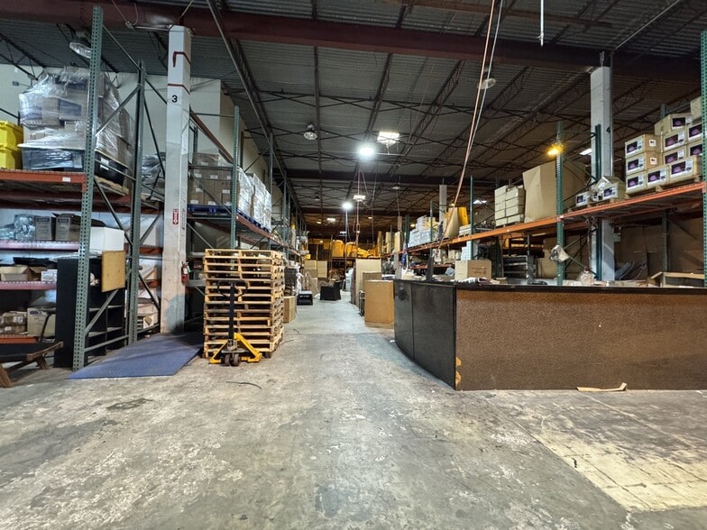 More Photos Of 4900 NW 167th St, Miami Gardens Manufacturing For Sale