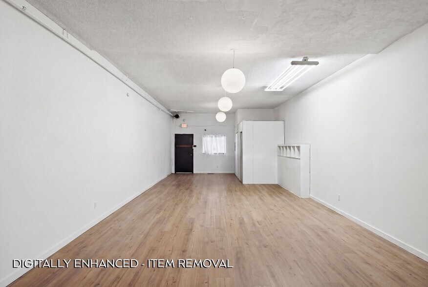 More Photos Of 19621-19623 1/2 Ventura Blvd, Tarzana Storefront Retail Residential For Sale