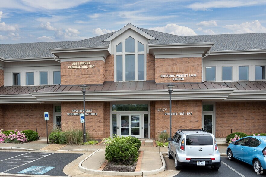 More Photos Of 46179 Westlake Dr, Sterling Office For Sale