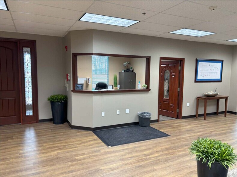 More Photos Of 118 Industrial Dr, Edgerton Warehouse For Sale