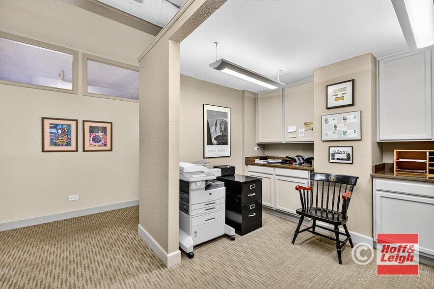 More Photos Of 4634 S Broadway, Englewood Medical For Sale