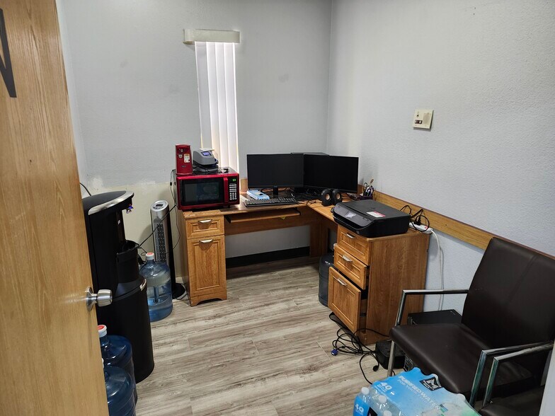 More Photos Of 3650 S Eastern Ave, Las Vegas Medical For Sale