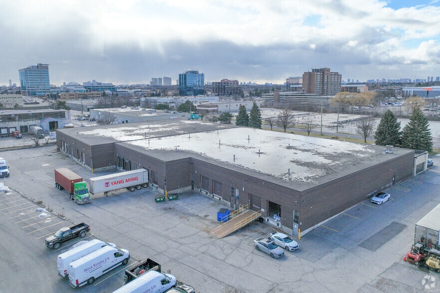More Photos Of 110 Torbay Rd, Markham Warehouse For Lease