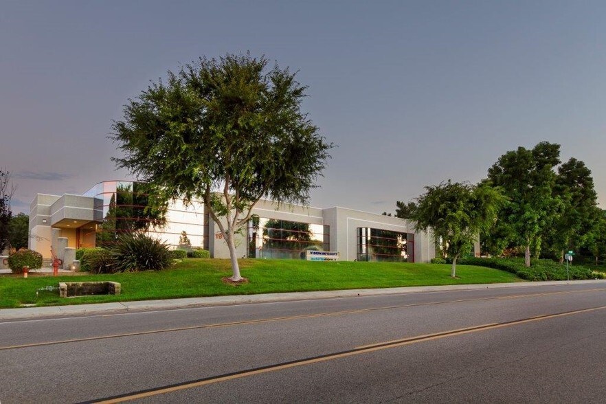 More Photos Of 1915 Aston Ave, Carlsbad Office For Sale