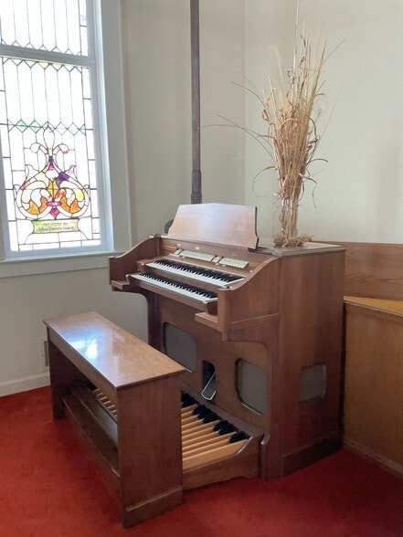 More Photos Of 1105 Richmond st, Selma Specialty For Sale