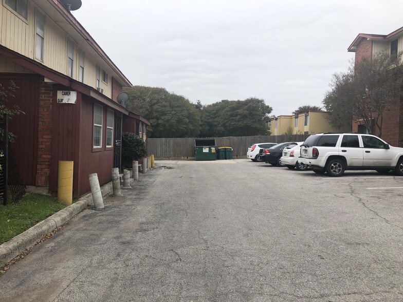 More Photos Of 1020 Jackson Keller Rd, San Antonio Apartments For Sale