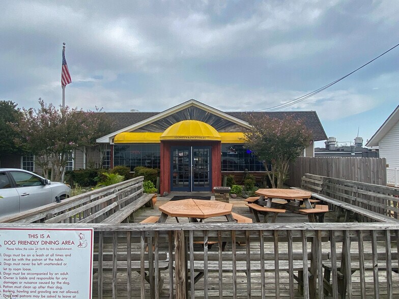 More Photos Of 14442 Solomons Island Rd, Solomons Restaurant For Lease