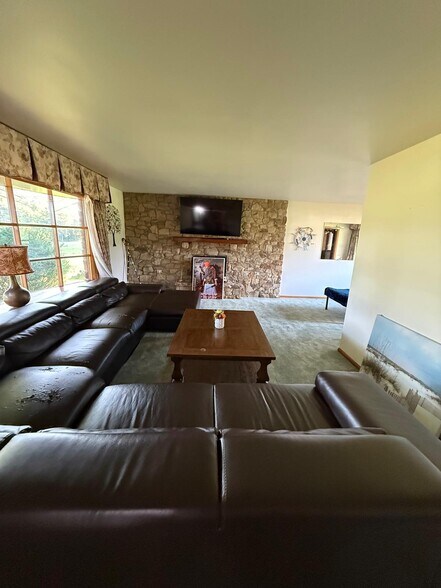 More Photos Of 11502 E Thompson Rd, Indianapolis Specialty For Sale