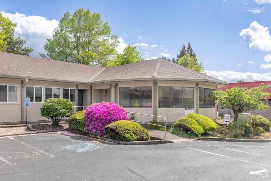 Primary Photo Of 428 Villa Rd, Newberg Medical For Lease