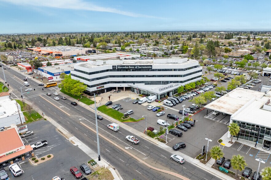More Photos Of 1860 Howe Ave, Sacramento Office For Lease