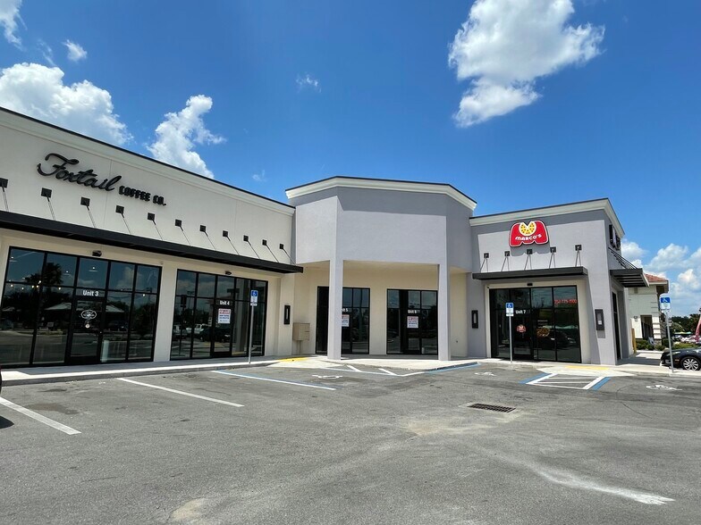 More Photos Of 13721 N US Highway 441, Lady Lake Storefront Retail Office For Lease