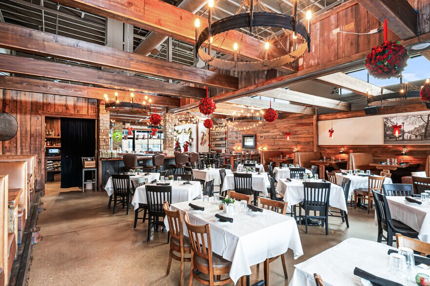 More Photos Of 40W188 Campton Crossings Dr, St Charles Restaurant For Sale