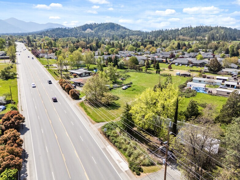 More Photos Of 815 W Harbeck Rd, Grants Pass Land For Sale