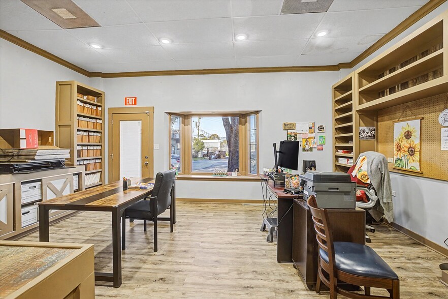 More Photos Of 1740 & 1742 Thomasville Rd., Tallahassee Office For Sale