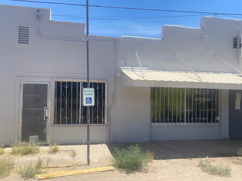 More Photos Of 8493-8495 S Main St, Mesilla Park Storefront For Sale