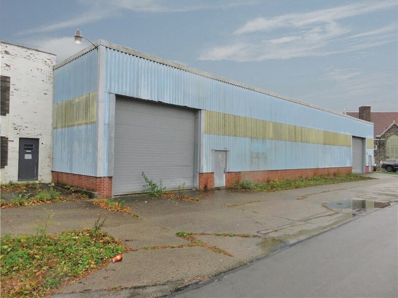 More Photos Of 416 Pittsburgh Cir, Ellwood City Warehouse For Sale