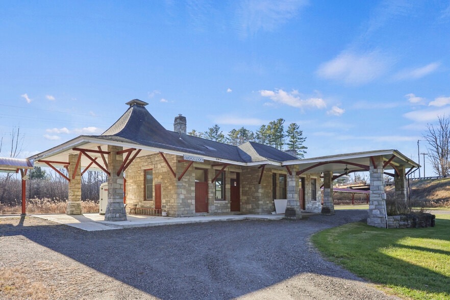 More Photos Of 2 Depot St., Stockbridge Office For Lease