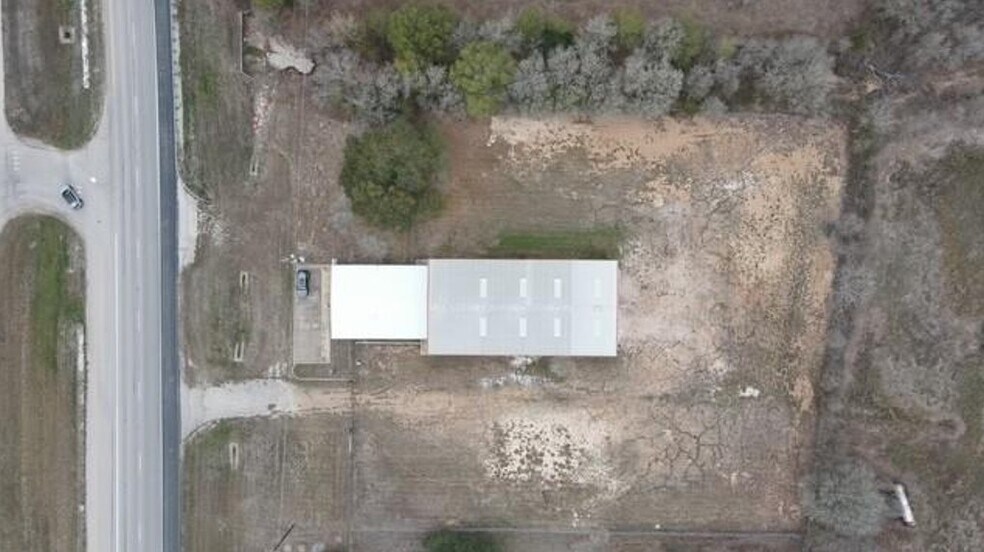More Photos Of 5902 W State Highway 71, La Grange Industrial For Lease