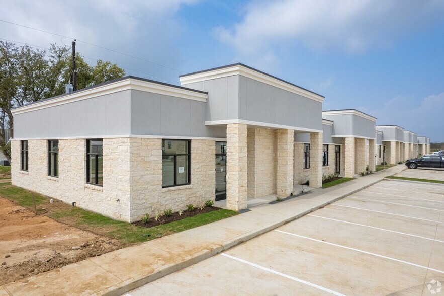 More Photos Of 26717 Westheimer Pky, Katy Office For Sale